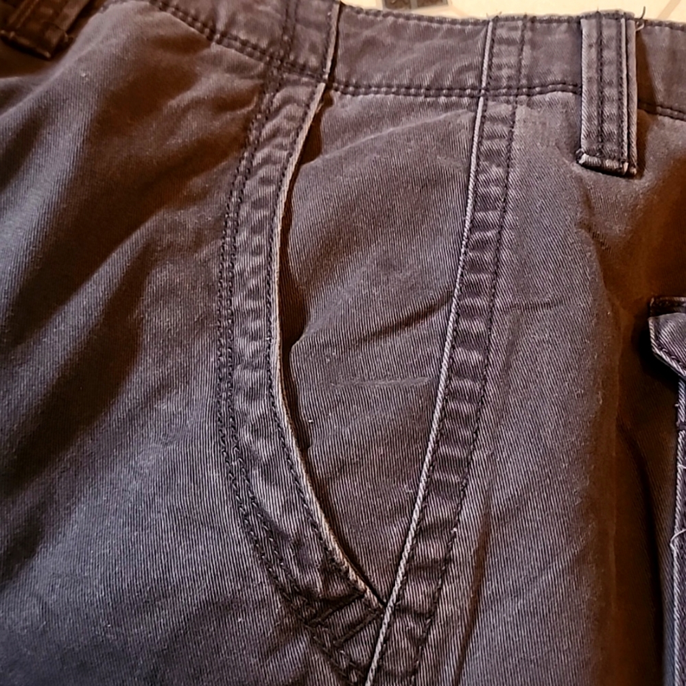 Cargo Shorts - Picture 5 of 9